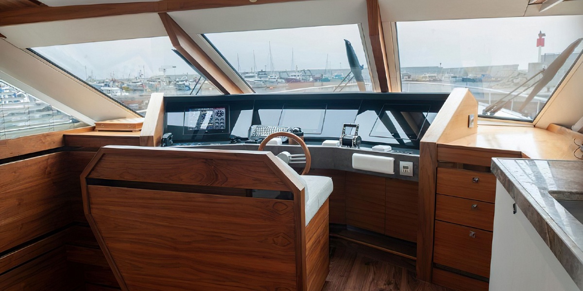 Продается моторная яхта Van Der Heijden Superior